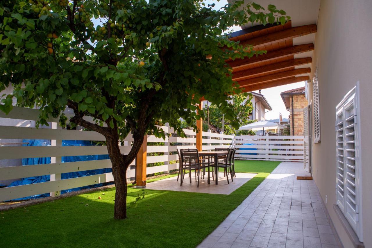 Aria Di Sale Bed & Breakfast Martinsicuro Exterior photo